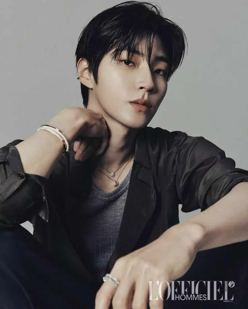 Hwan in youp L'officiel hommes 2024