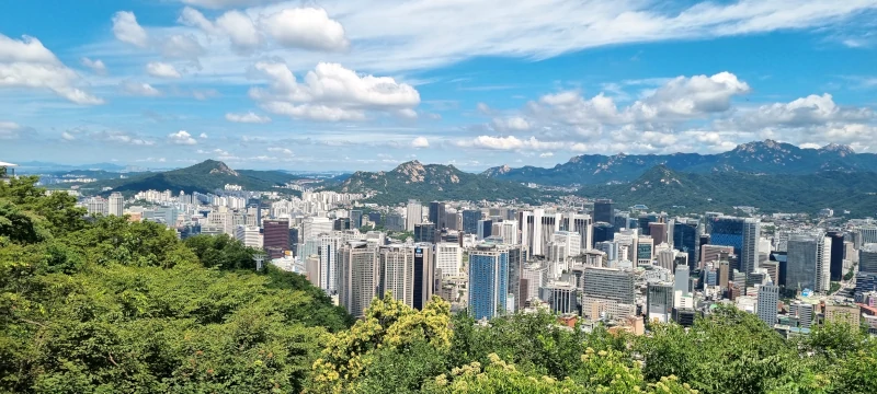 Namsan Tower, Vue sur Séoul - Photo Nikki Terlon - juillet 2024